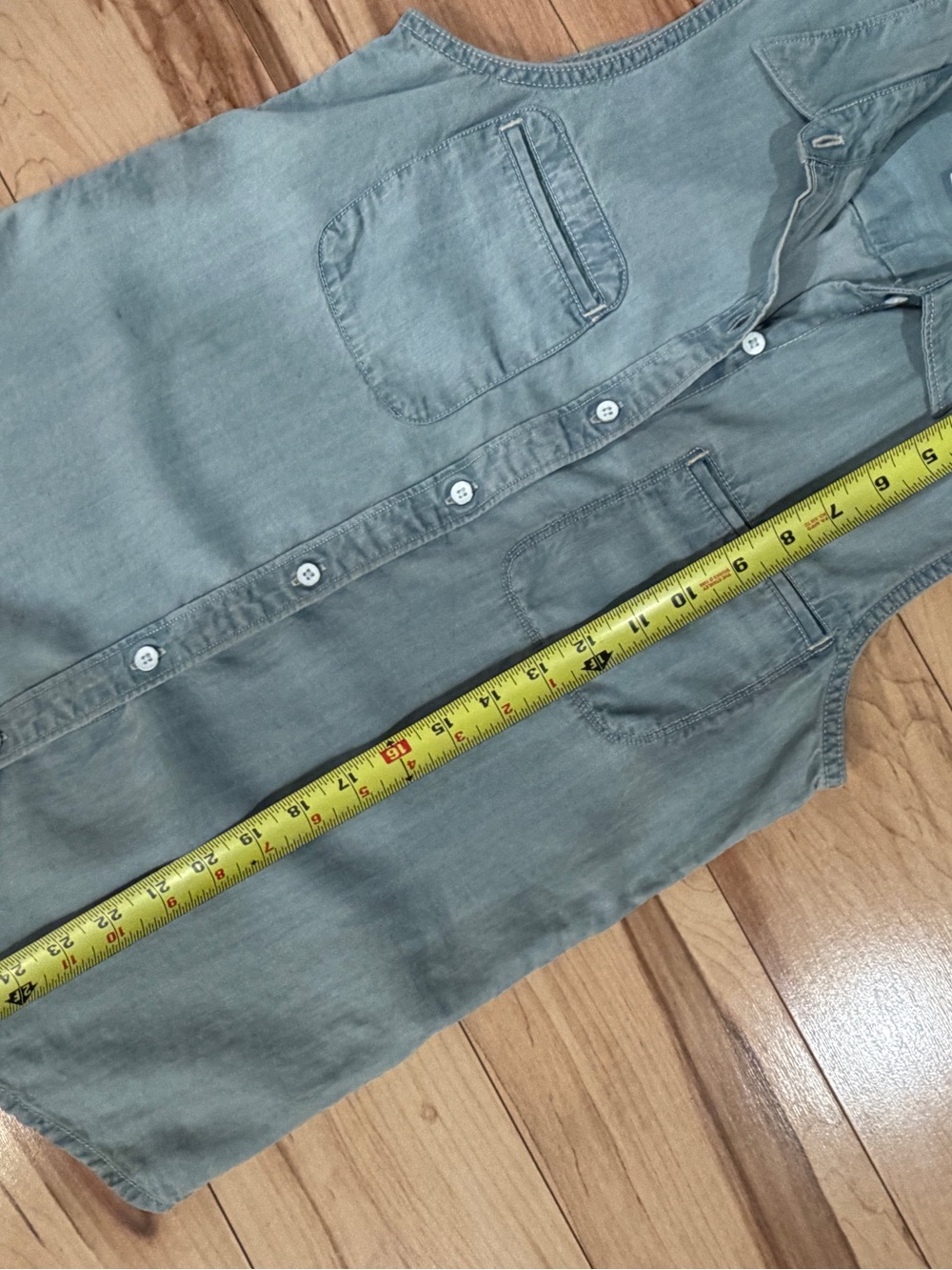 Lucky Brand Chambray Sleeveless Button-Front Utility Shirt XS Light Wash Denim - Picture 9 of 9